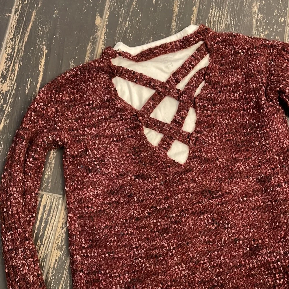High-Low Sweater - Picture 3 of 3